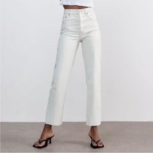 Zara Women’s Straight White/Cream Jeans